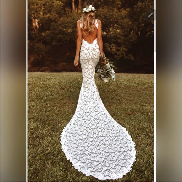 JOIN ME THURSDAYS FOR DRESS SHARE SHOW DATES & TIMES WILL BE POSTED - Picture 7 of 7